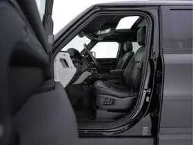 Land Rover defender thumbnail 9