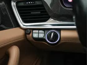 Porsche Panamera thumbnail 25