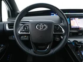 Toyota Mirai thumbnail 17