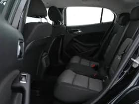 Mercedes-Benz Benz gla thumbnail 11