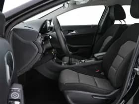 Mercedes-Benz Benz gla thumbnail 9