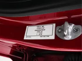 Tesla Model 3 thumbnail 31