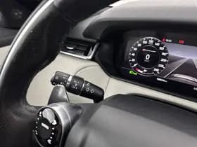 Land Rover range rover velar thumbnail 21