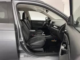 Mitsubishi Outlander thumbnail 12