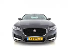 Jaguar Xf thumbnail 3