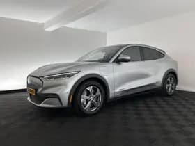 Ford Mustang mach e thumbnail 4