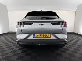 Ford Mustang mach e thumbnail 6