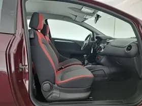 Fiat Punto thumbnail 11