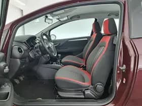 Fiat Punto thumbnail 8