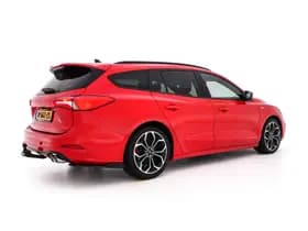 Ford Focus thumbnail 7