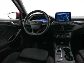 Ford Focus thumbnail 8