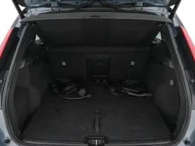 Volvo Xc40 thumbnail 11