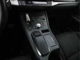 Lexus Ct thumbnail 14