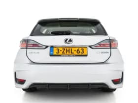 Lexus Ct thumbnail 6