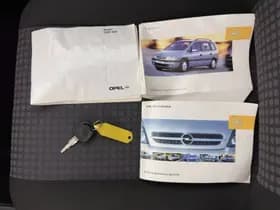 Opel Zafira thumbnail 25