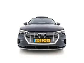 Audi E tron thumbnail 2