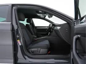 Volkswagen Passat thumbnail 12