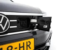 Volkswagen Passat thumbnail 28