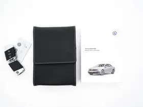 Volkswagen Passat thumbnail 32