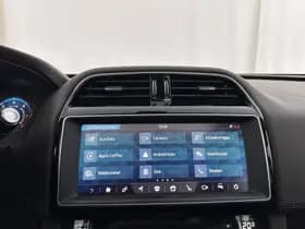 Jaguar F pace thumbnail 17