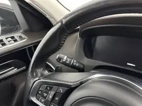 Jaguar F pace thumbnail 22