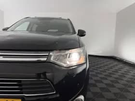 Mitsubishi Outlander thumbnail 25