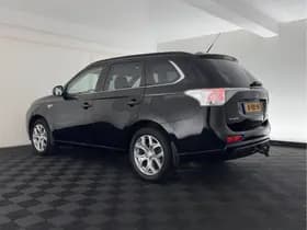 Mitsubishi Outlander thumbnail 5