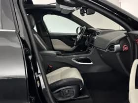 Jaguar F pace thumbnail 13