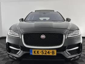 Jaguar F pace thumbnail 3