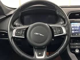 Jaguar F pace thumbnail 21