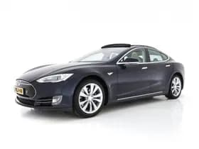 Tesla Model s thumbnail 4