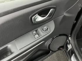 Renault Clio thumbnail 22