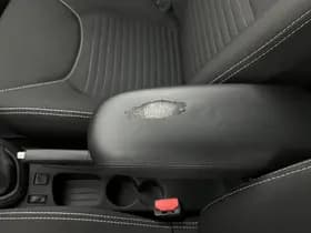 Renault Clio thumbnail 28