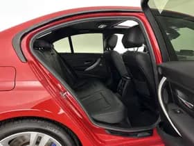 Bmw 3 serie thumbnail 13