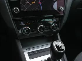Skoda Octavia thumbnail 14