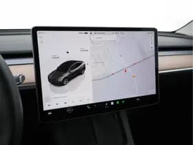Tesla Model y thumbnail 13