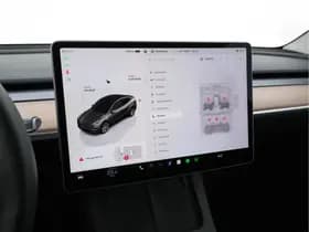 Tesla Model y thumbnail 16