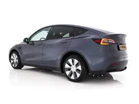 Tesla Model y thumbnail 5