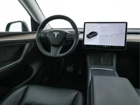 Tesla Model y thumbnail 8