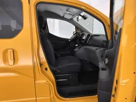 Nissan E nv200 thumbnail 14