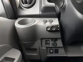 Nissan E nv200 thumbnail 21