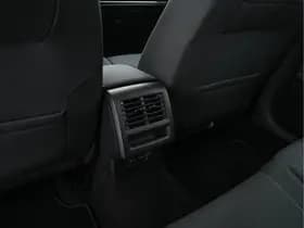 Volkswagen Golf thumbnail 22