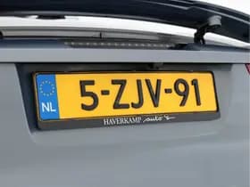 Jaguar F type thumbnail 15