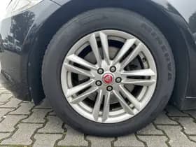 Jaguar Xf thumbnail 24