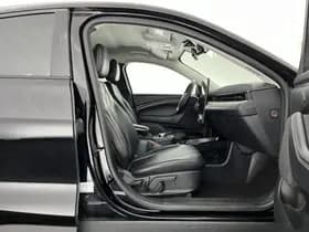 Ford Mustang mach e thumbnail 12