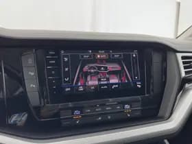 Volkswagen Touareg thumbnail 16