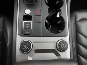 Volkswagen Touareg thumbnail 18