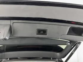 Volkswagen Touareg thumbnail 25