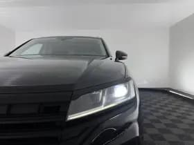 Volkswagen Touareg thumbnail 28