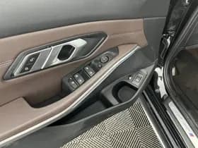 Bmw 3 serie thumbnail 29